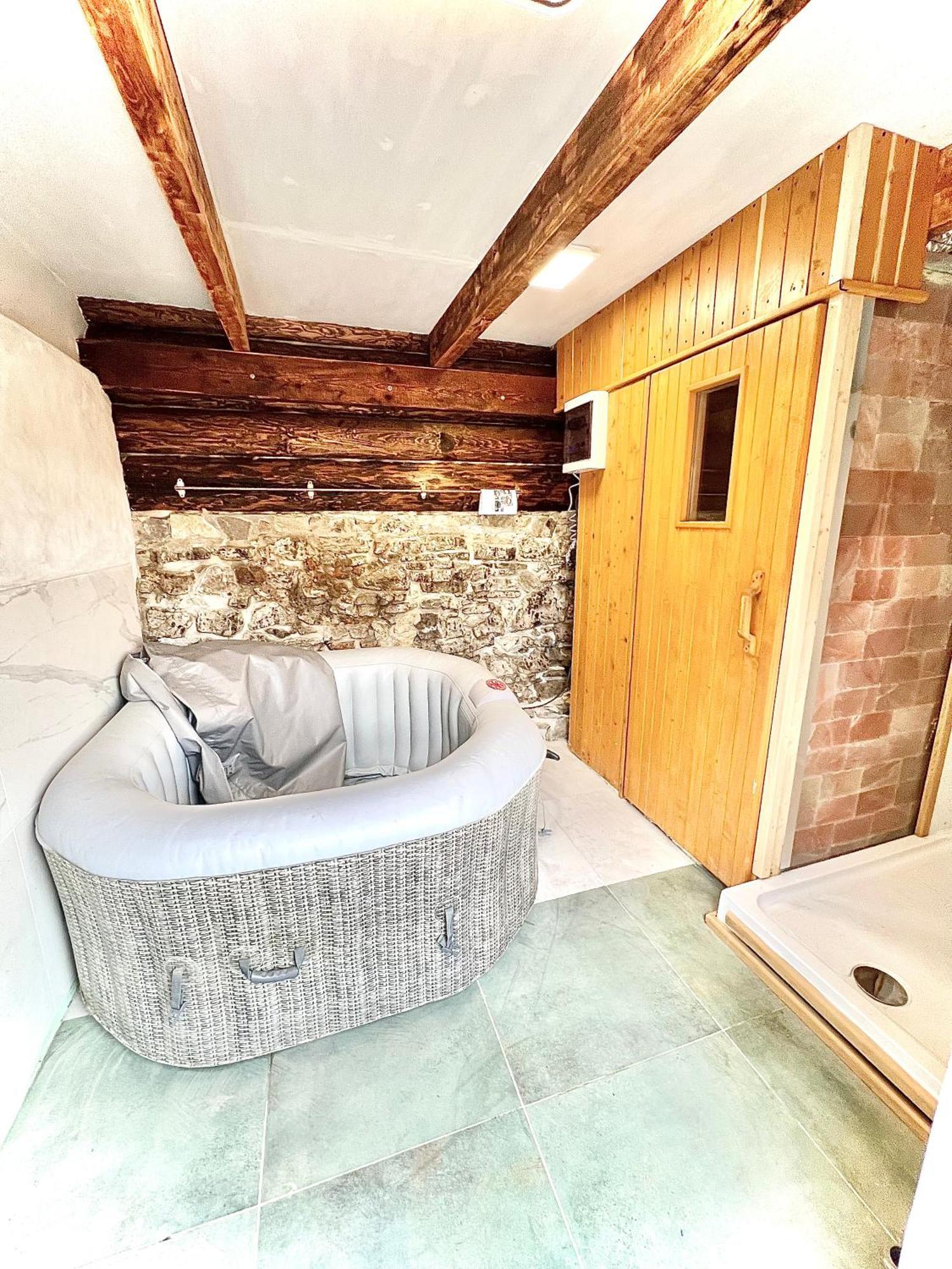 Santova Roubenka Holiday home *